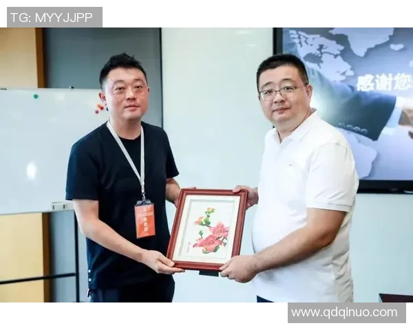 李泓澎：从普通青年到杰出企业家的奋斗历程与成功秘诀分享