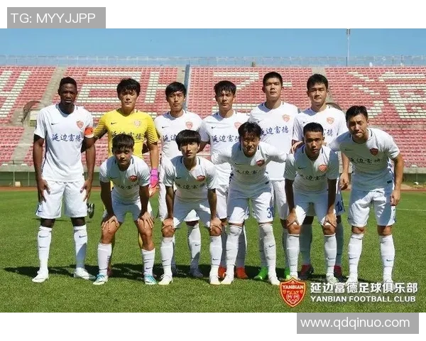 梅县铁汉与延边富德的激烈对决展现足球魅力与团队精神的完美结合