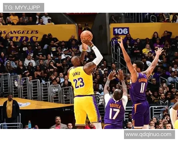 詹姆斯再创辉煌40分10篮板7助攻湖人加时战胜勇士挺进季后赛